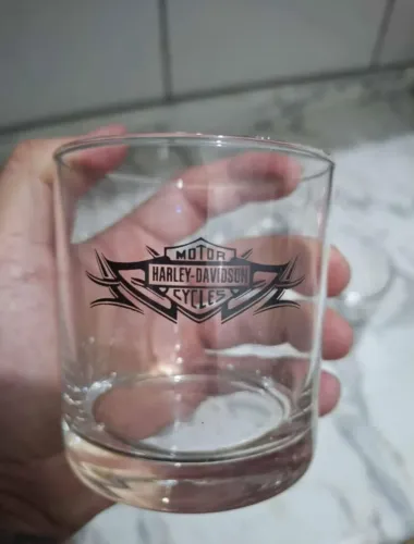 Copos de whisky 
