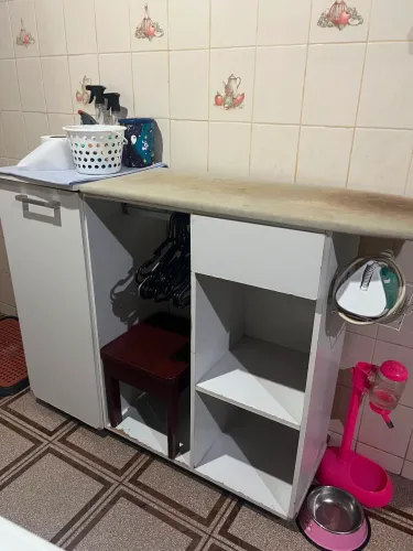 Mesa de passar roupa 