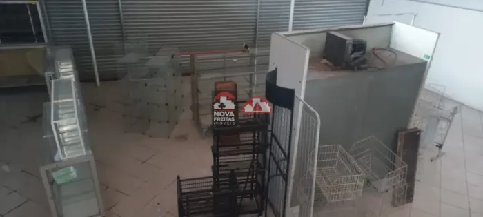Loja para locação no bairro Tinga
