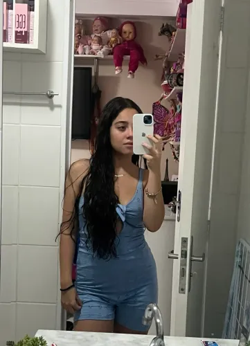 Macacão azul usei poucas vezes