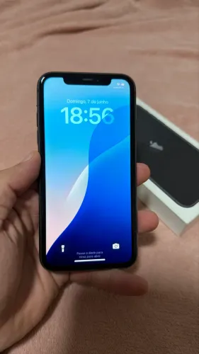 IPHONE 11 - 64GB