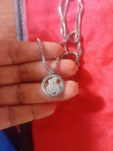 Lindo cordão masculino de homem em aço inox