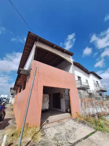 Vendo Casa Duplex 450m² ,5 qts sendo 2 suites, casa boa para clinicas e empresas
