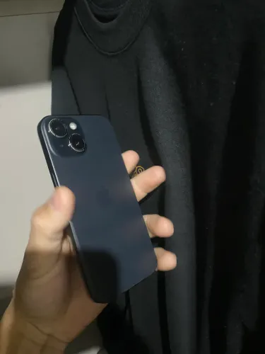 iPhone 15 black