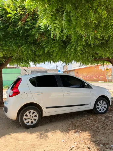 Fiat Palio Attractive 1.0 EVO Fire Flex 8V 5P 2012