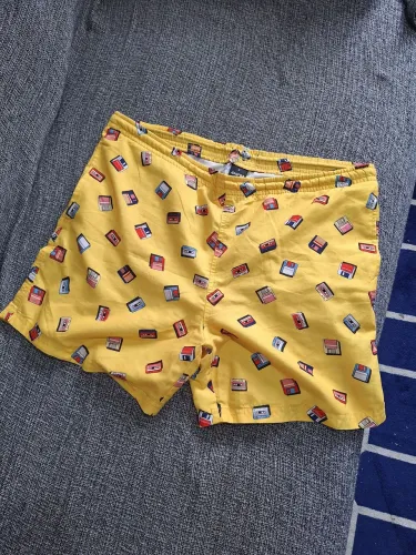 Bermuda masculina amarelo