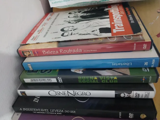 Vendo DVD diversos