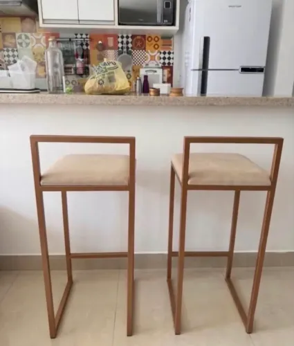 Banquetas as duas 250 novinha