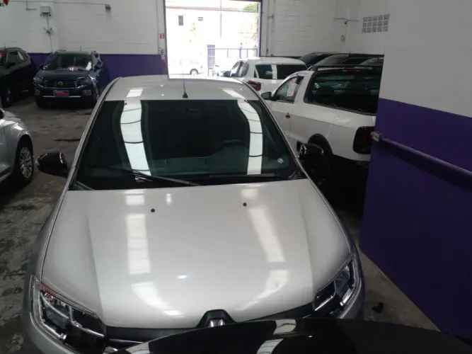 Renault Logan Zen Flex 1.0 12V 4P Mec. 2025