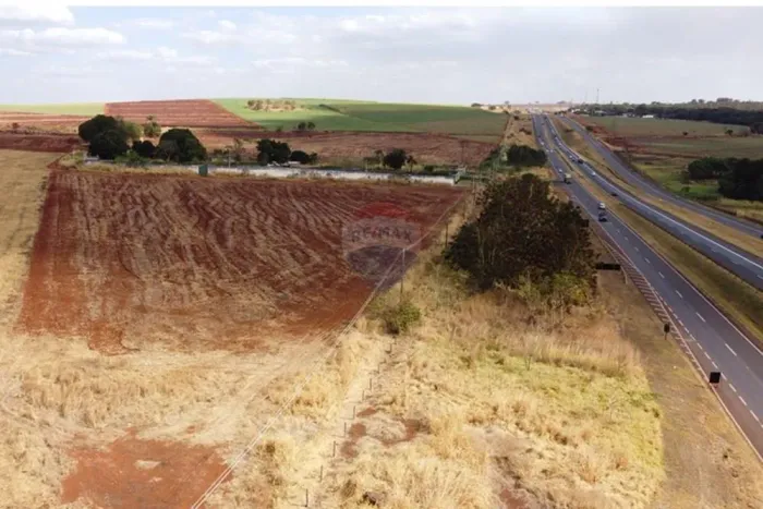 Terreno Comercial e Logístico à Venda na Rodovia Alexandre Balbo KM 328 - Oportunidade Imp