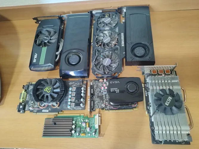 Lote placas de Vídeo - NÃO ENVIE OFERTA!
