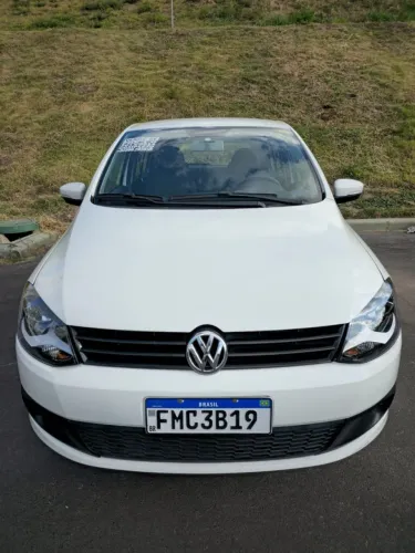 Volkswagen Fox 1.0 MI Total Flex 8V 5P 2014