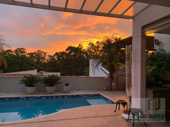 Casa para locação no Residencial Cinco (Alphaville) - Santana de Parnaíba/SP