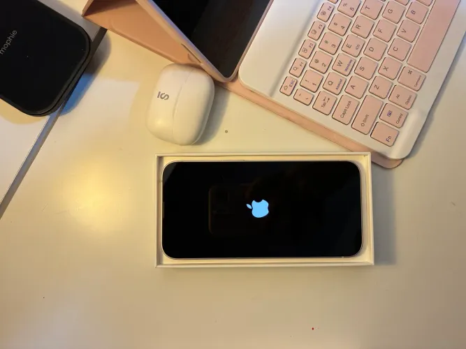 iPhone 13 - seminovo