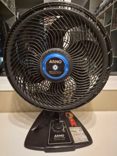 Ventilador 127V, Arno Silence Force, Repelente Líquido, 40 cm, excelente estado