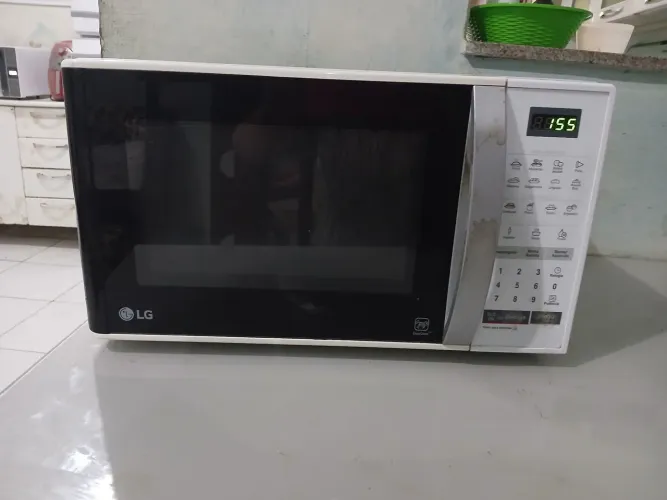 Micro-ondas com defeito