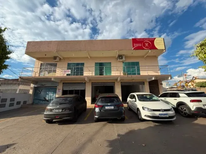 Sala / escritorio comercial 40m² no Setor Santa Genoveva - 62- *