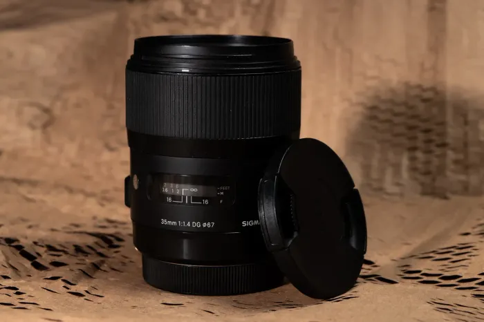 Lente Sigma 35mm F/1.4 Art Para Canon Ef (usado)