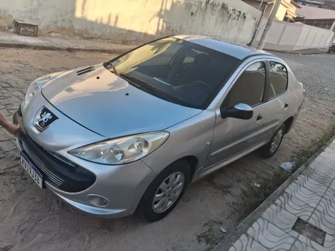 Peugeot 207 Sed. Passion XR Sport 1.4 Flex 8V 4P 2011