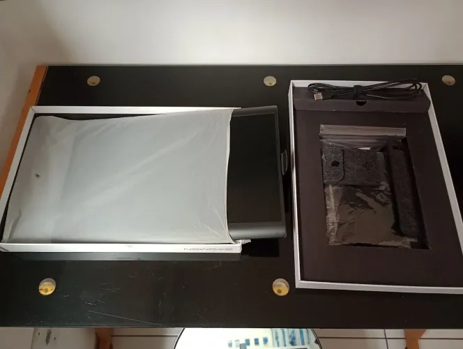 Mesa Digitalizadora GAOMON M10K com Caneta e Caixa
