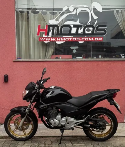 HONDA CB300R 2015