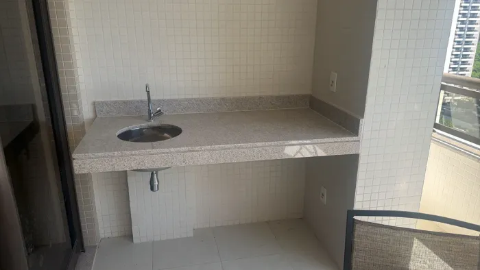 Pedra granito 1,50 X 0,60 com Cuba e torneira