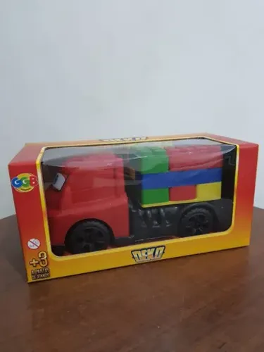Carro com pecinhas atrás pra montar R$40