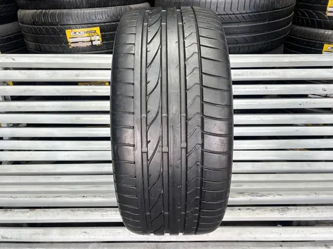 Pneu 245/40/18 Bridgestone Potenza RE050A MO R$449,00 / Pneu 245/40R18