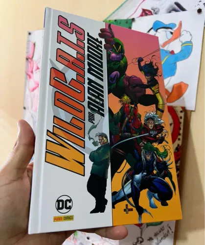 Wildc.a.t.s. Por Alan Moore Wildcats capa dura 