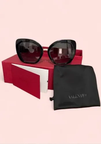 óculos de sol valentino