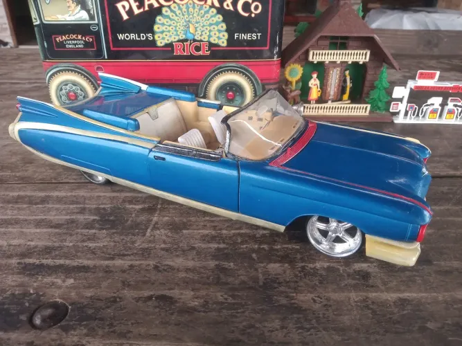 Carrinho Cadillac 1959 - Escala 1:18