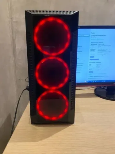 PC GAMER 