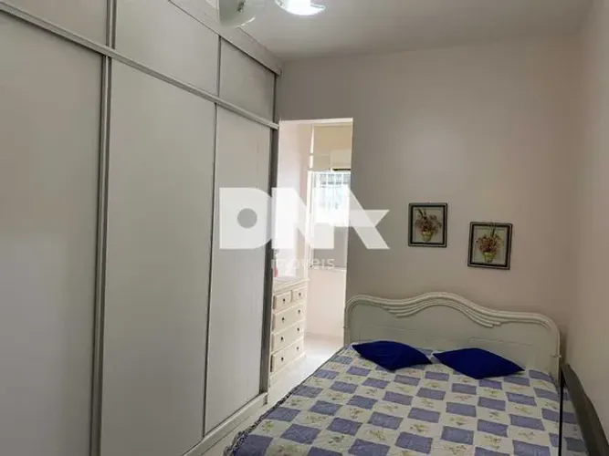 Apartamento - / Residencial / Copacabana