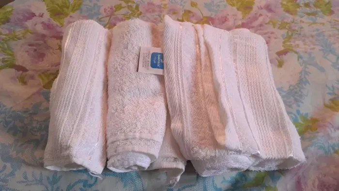 6 Toalhas de rosto santista novas