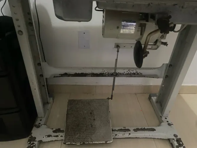 Máquina de costura