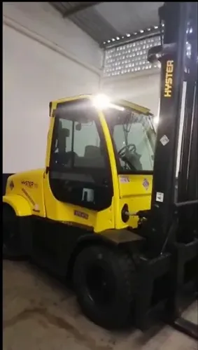 Locação de Empilhadeira Cabinada 4.5ton