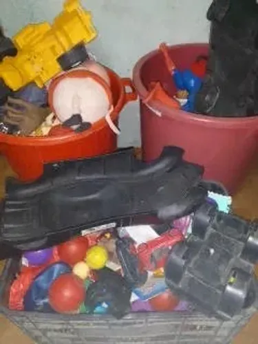 oficina dos brinquedos quebrados