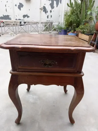 Mesa de cabeceira