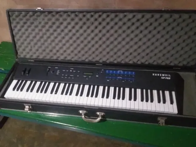 Stage piano Teclado SP76-II (SP4/7) - Kurzweil