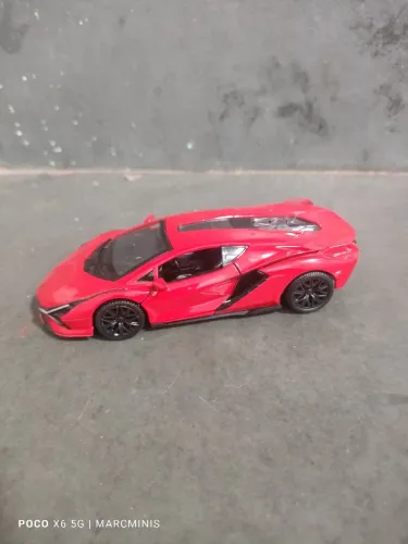 Miniatura Lamborghini Centenario Vermelha - RMZ City 1:36 12cm