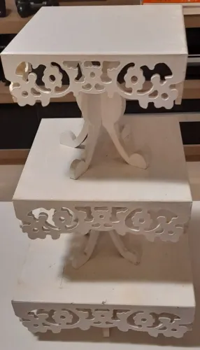 Porta doces (3 bandejas) + Porta pirulitos (48 unds) em mdf 
