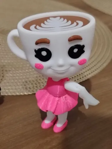 Boneca articulada Bailarina Cappuccino Brainrot- enviamos pela olx pay