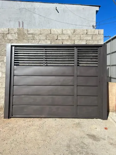 Portão basculante L 3.45x 2.50 A