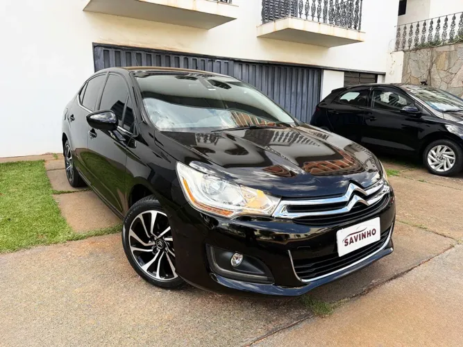 Citroen C4 Lounge Tendance 2.0 Flex 4P Aut. 2014