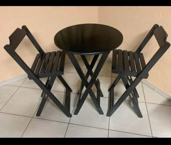 Mesa Bistrô com 2 Cadeiras altas 