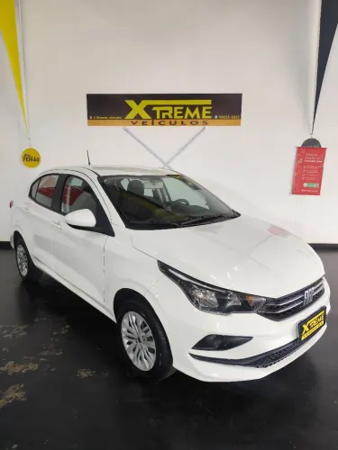 FIAT CRONOS 1.3 DRIVE 2024 ÚNICO DONO, PNEUS 90%, BAIXO KM, REVISADO COM GARANTIA