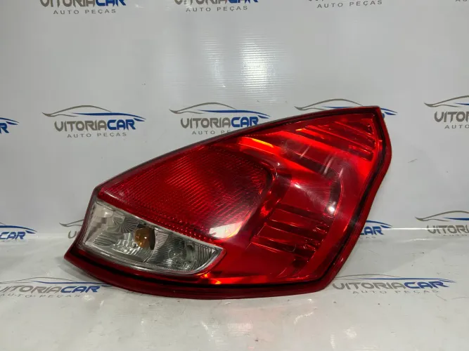 Lanterna Traseira Direita Ford New Fiesta Hatch