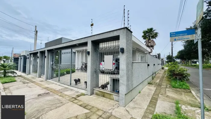 Casa em condomínio, 3 dormitórios, 1 suíte, 2 vagas Bairro Vale Ville