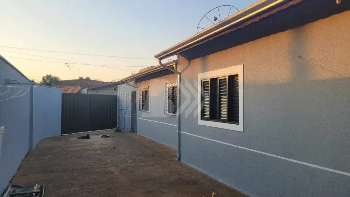 Casa residencial à venda no bairro Jardim Oriente em Piracicaba