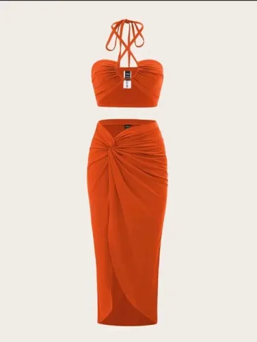 Conjunto Laranja com Top e Saia